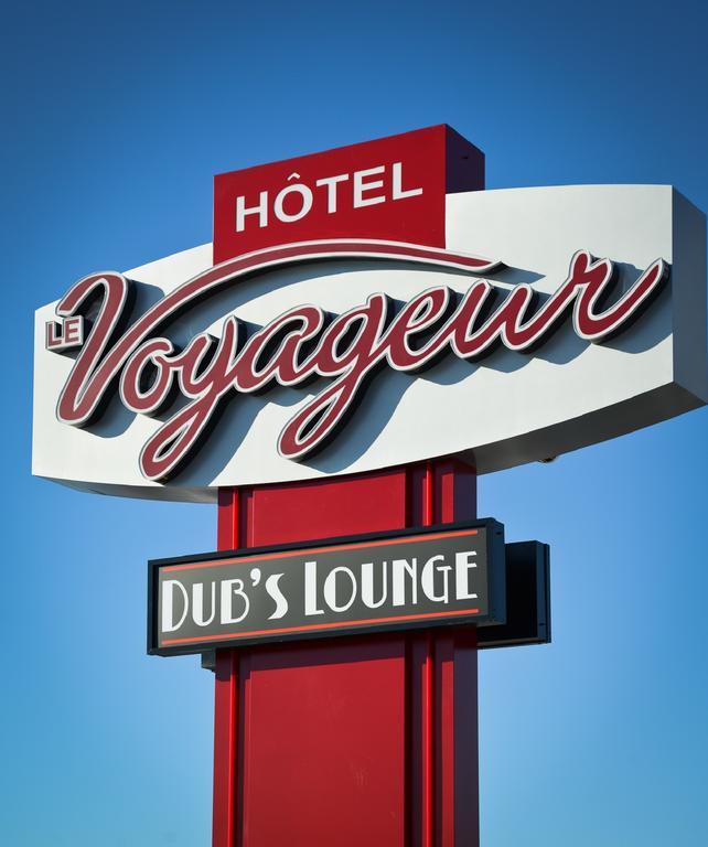 Hotel Le Voyageur Sept-Îles Exterior foto